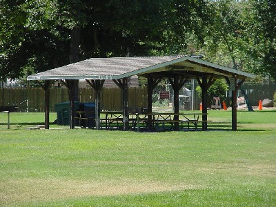 Picnic shelter